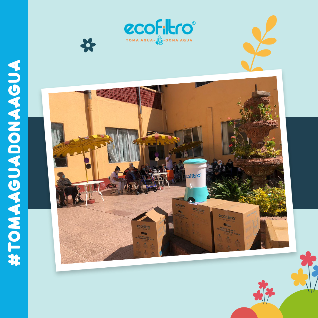 Cuando compras Ecofiltro no sólo estás ayudando al planeta, también ayudas a personas que necesitan agua potable.